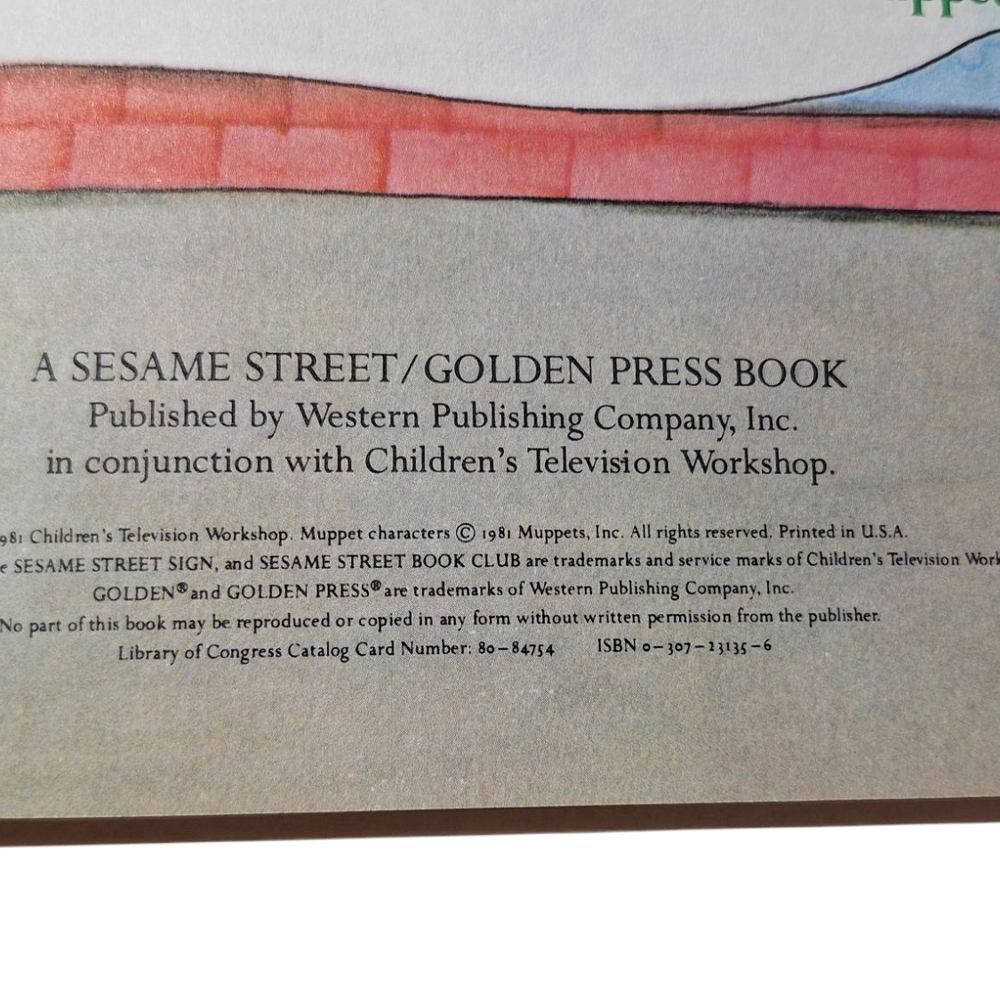 The Little Red Hen Sesame Street Book Club 1981 - HC - Picture 6 of 7
